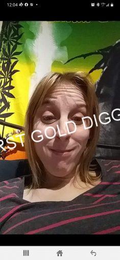 Amanda Kelly This Woman Uses People. And Gold Digger